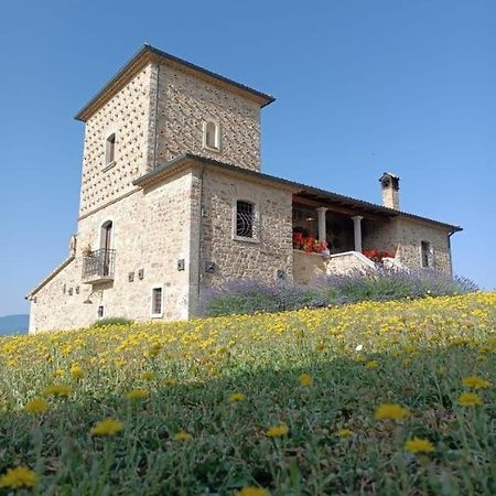 Agriturismo Torre Gialluise Gesualdo Luaran gambar