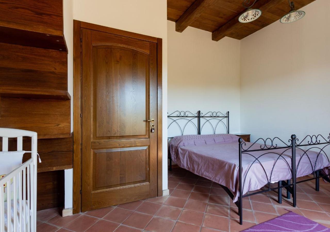 Agriturismo Torre Gialluise Gesualdo Luaran gambar