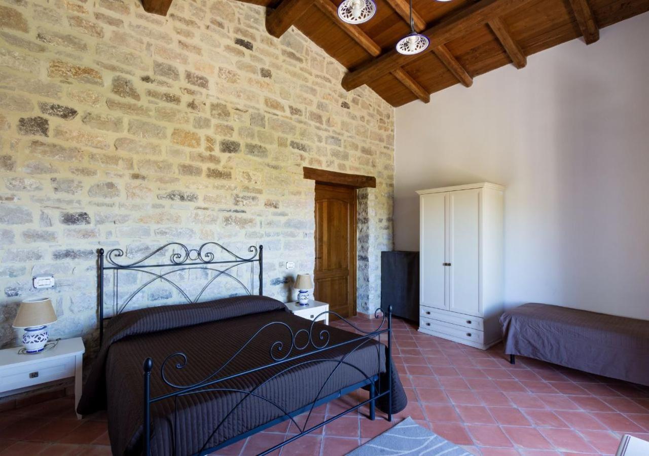 Agriturismo Torre Gialluise Gesualdo Luaran gambar