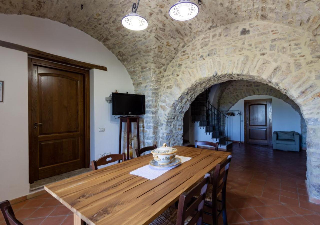 Agriturismo Torre Gialluise Gesualdo Luaran gambar