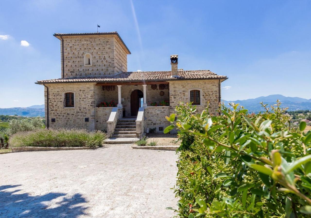 Agriturismo Torre Gialluise Gesualdo Luaran gambar