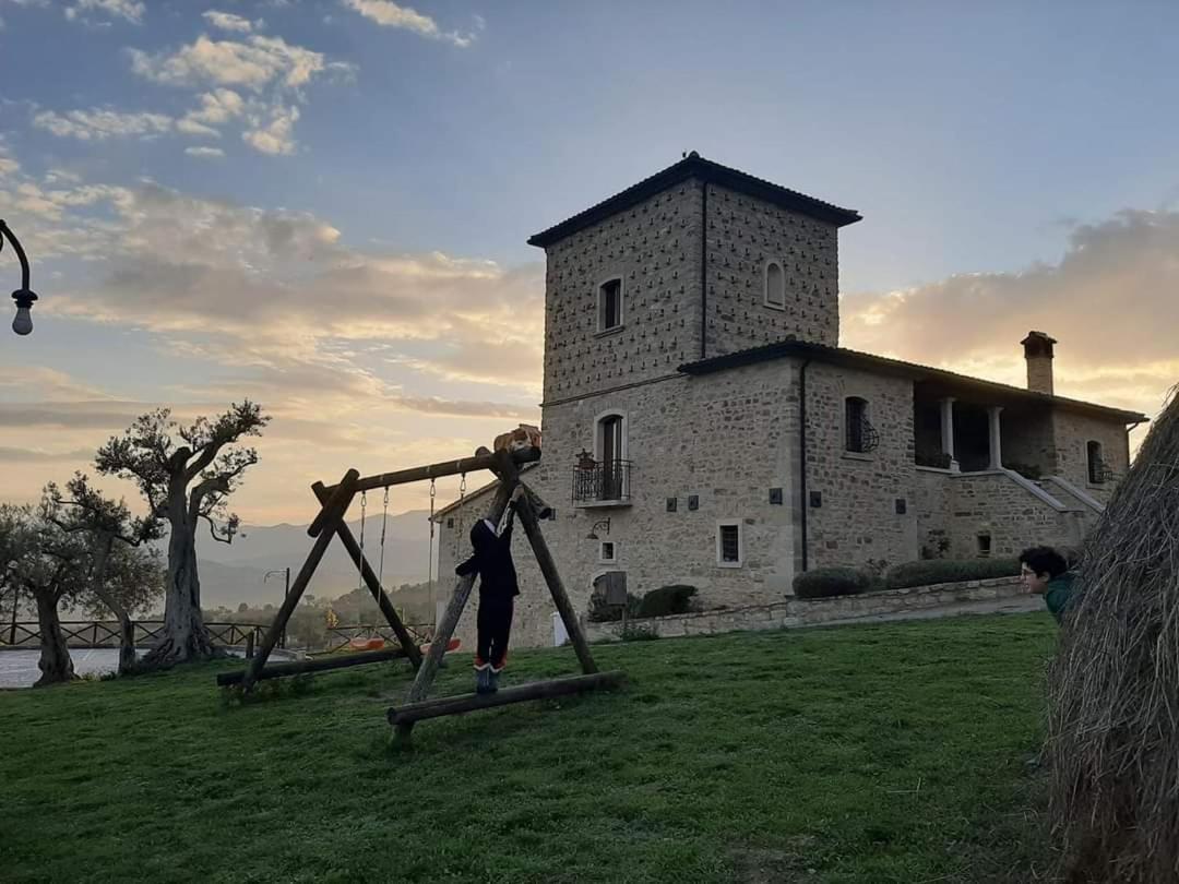 Agriturismo Torre Gialluise Gesualdo Luaran gambar