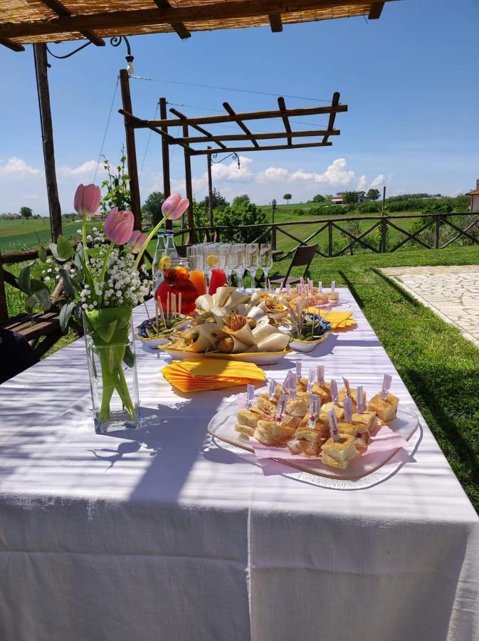 Agriturismo Torre Gialluise Gesualdo Luaran gambar