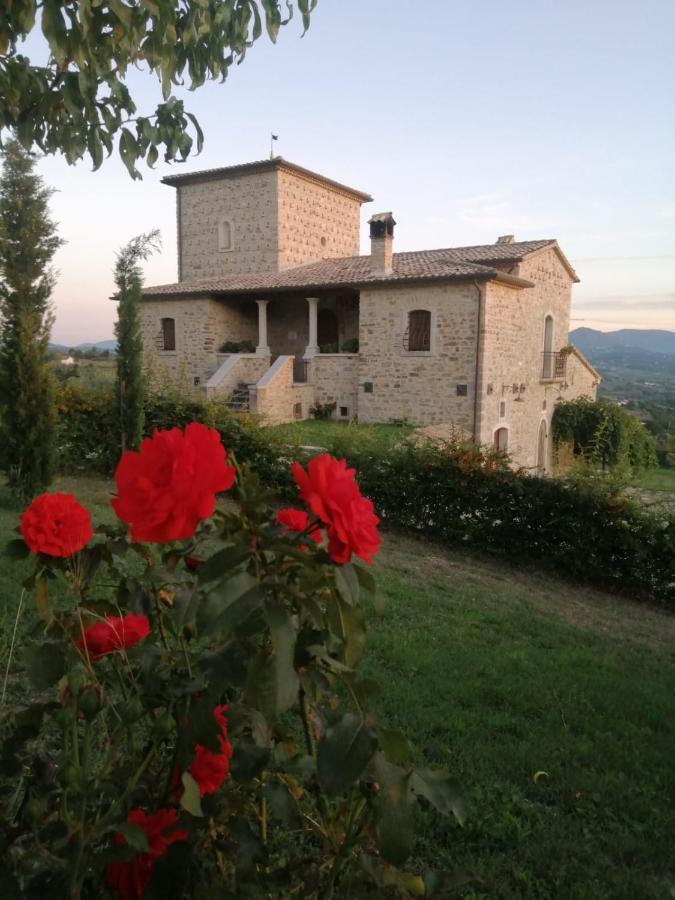 Agriturismo Torre Gialluise Gesualdo Luaran gambar