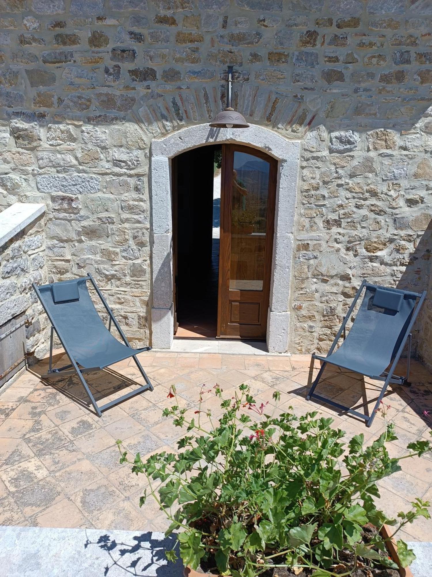 Agriturismo Torre Gialluise Gesualdo Luaran gambar