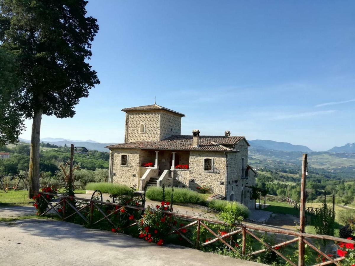 Agriturismo Torre Gialluise Gesualdo Luaran gambar